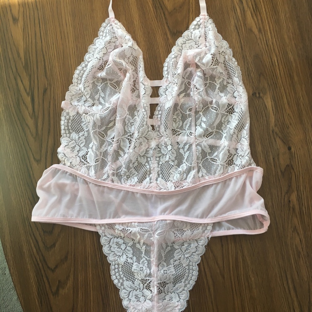 NEW PINK LACE BODYSUIT INTIMATE EVENING LINGERIE